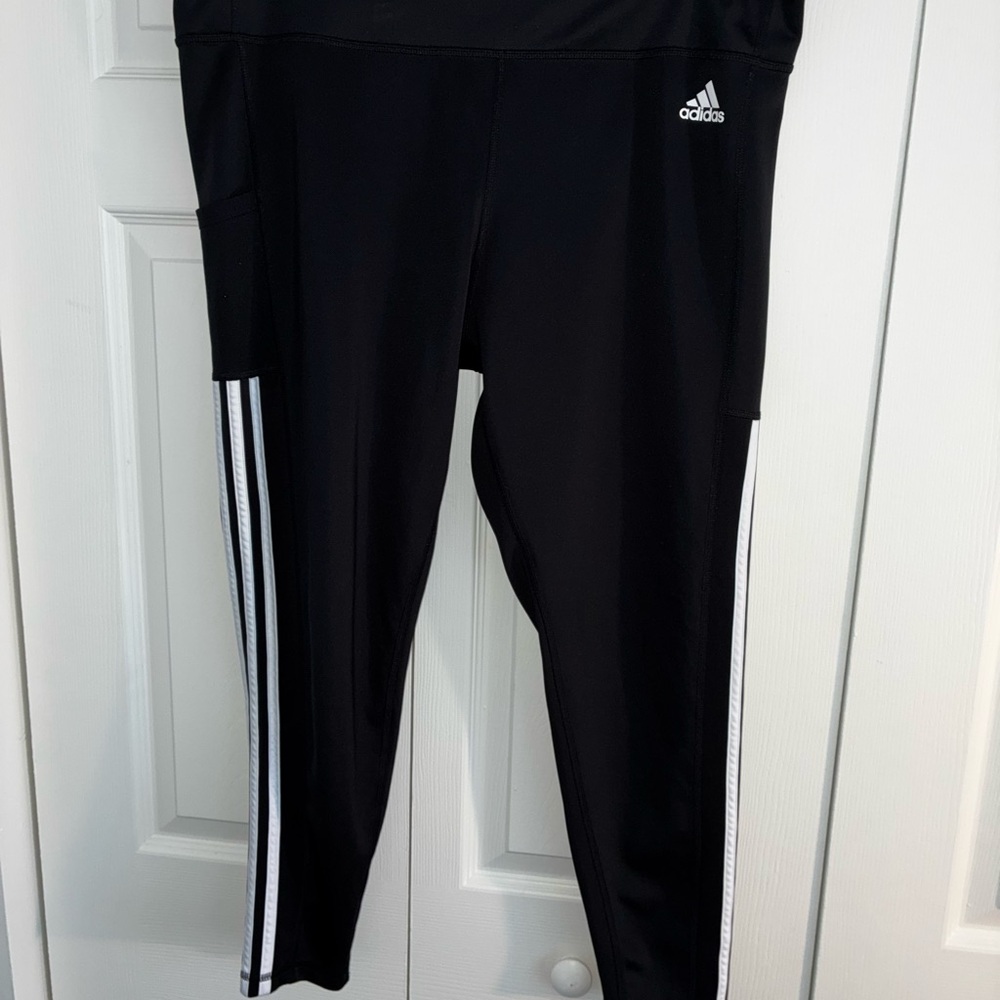 🔥 $3 Plus-Size Activewear Sale! 🔥 - Picture 2 of 8